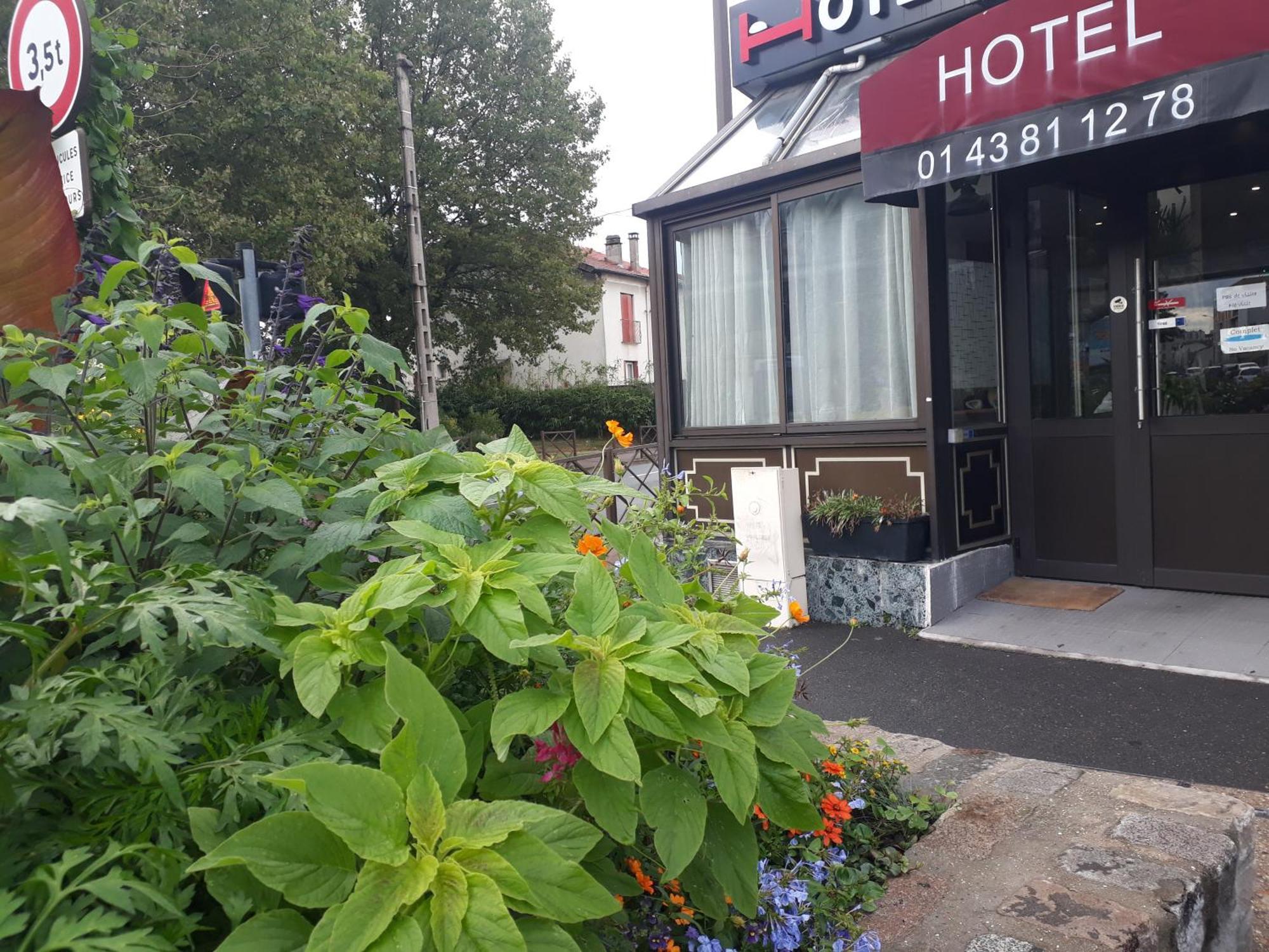 Hotel Vauban Livry-Gargan Exteriör bild